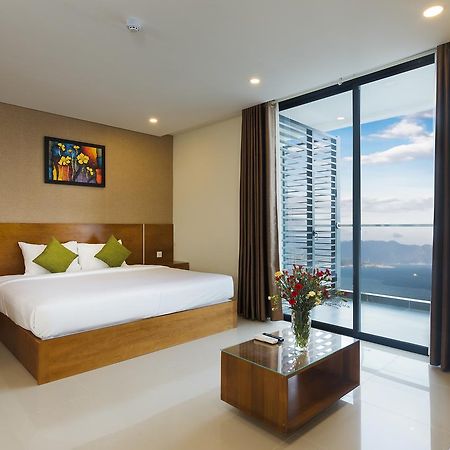 Luxury Holiday Nha Trang Bagian luar foto