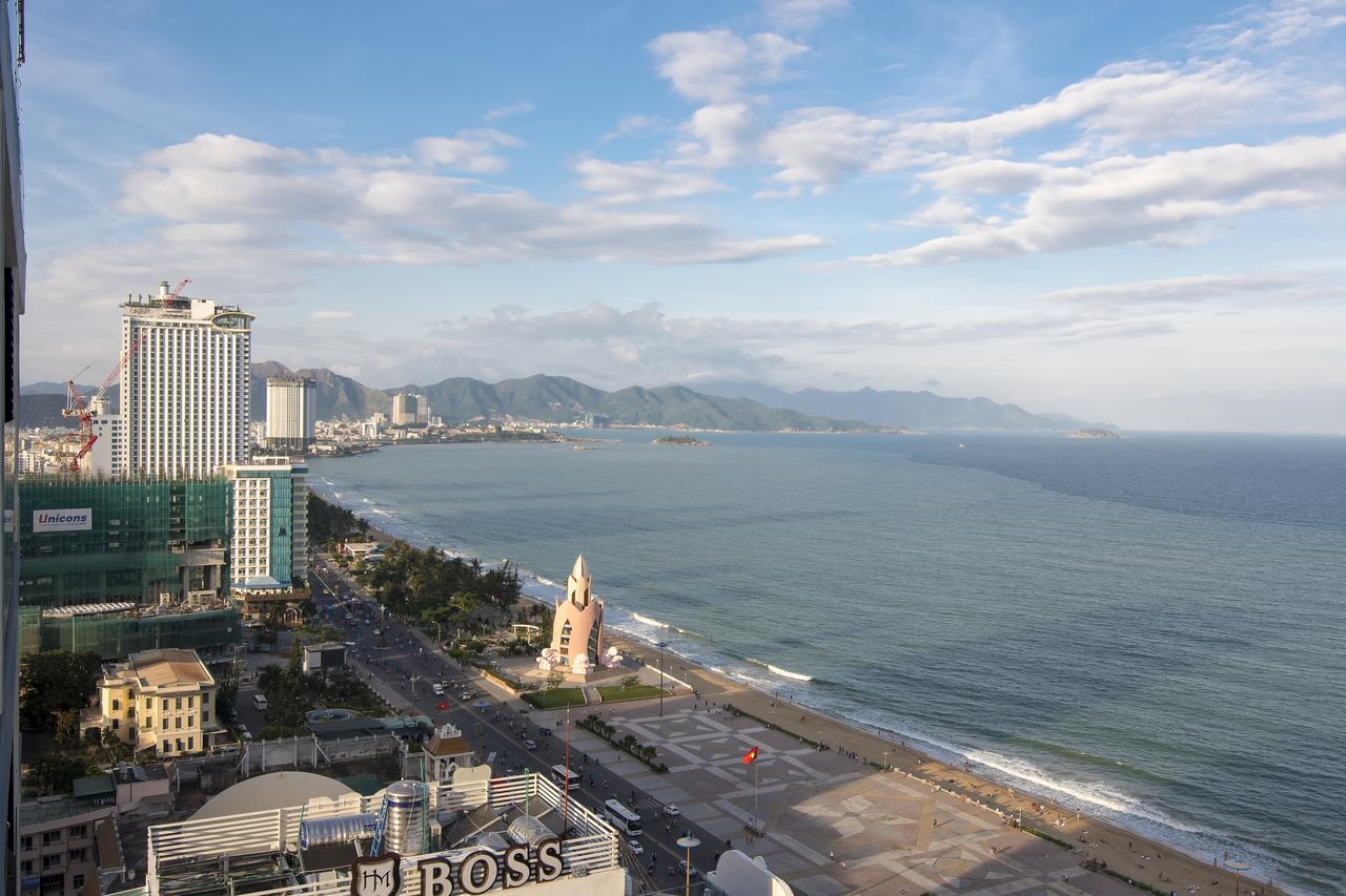 Luxury Holiday Nha Trang Bagian luar foto