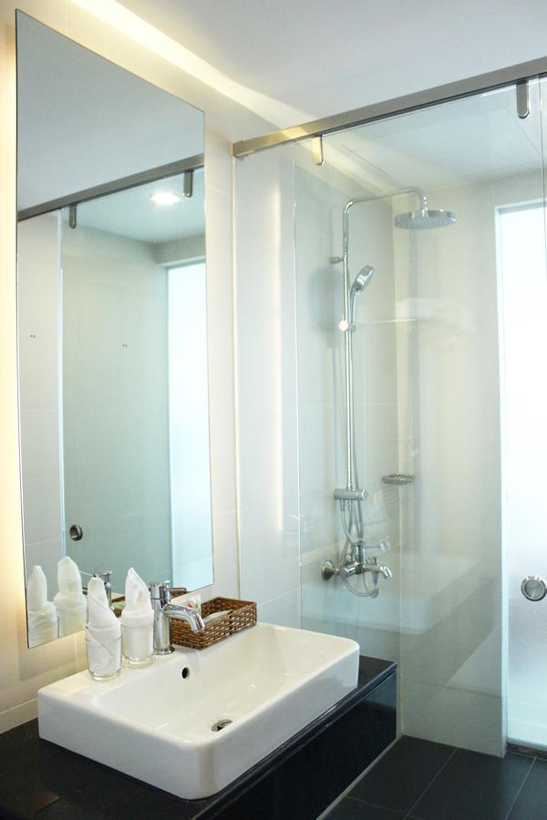 Luxury Holiday Nha Trang Bagian luar foto