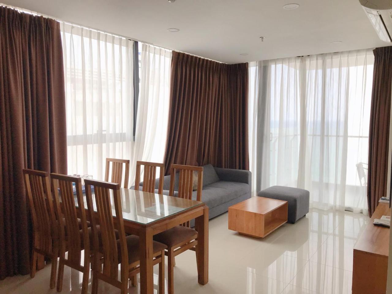 Luxury Holiday Nha Trang Bagian luar foto