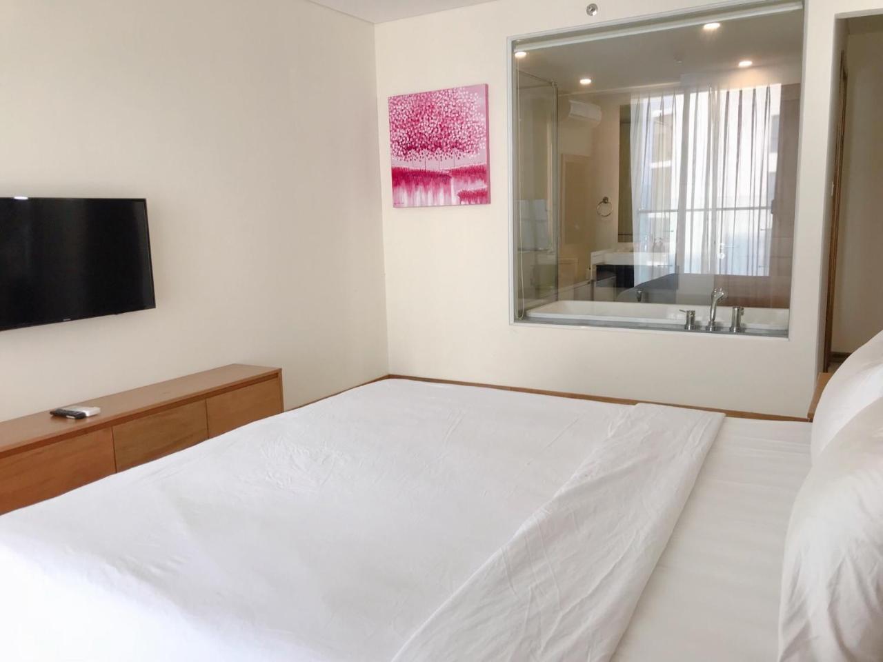 Luxury Holiday Nha Trang Bagian luar foto
