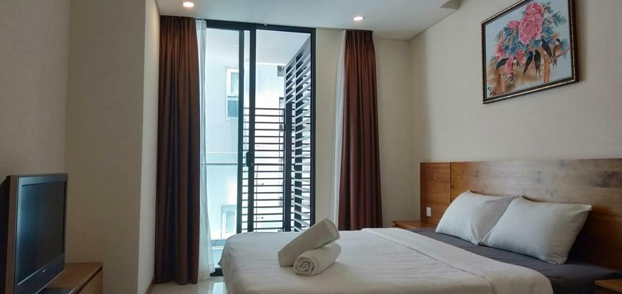 Luxury Holiday Nha Trang Bagian luar foto